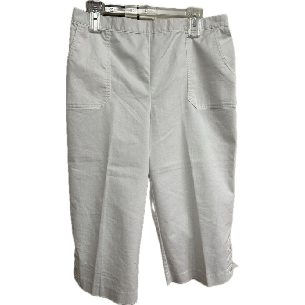 Alfred Dunner Women's Capri Pants Casual Pull On White Pockets Buttons Size 14‎